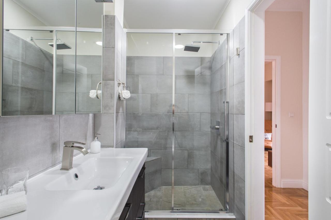 Athena'S Hideaway- Fully Renovated- Absolute Best Location Ngoại thất bức ảnh