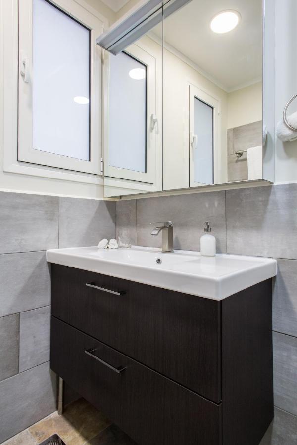 Athena'S Hideaway- Fully Renovated- Absolute Best Location Ngoại thất bức ảnh